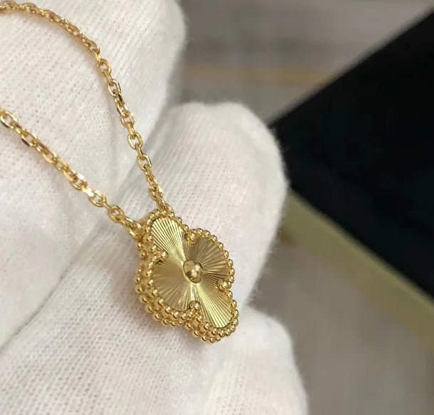 Classic Double-Sided Lucky Clover Necklace with Pendant