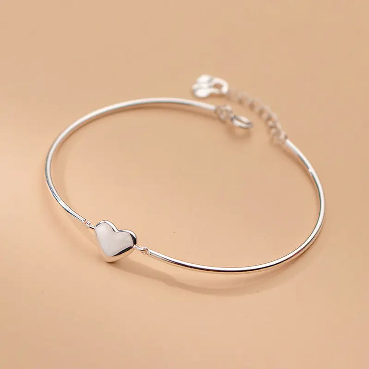 Glossy Silver Bracelet with Simple Sweet Design