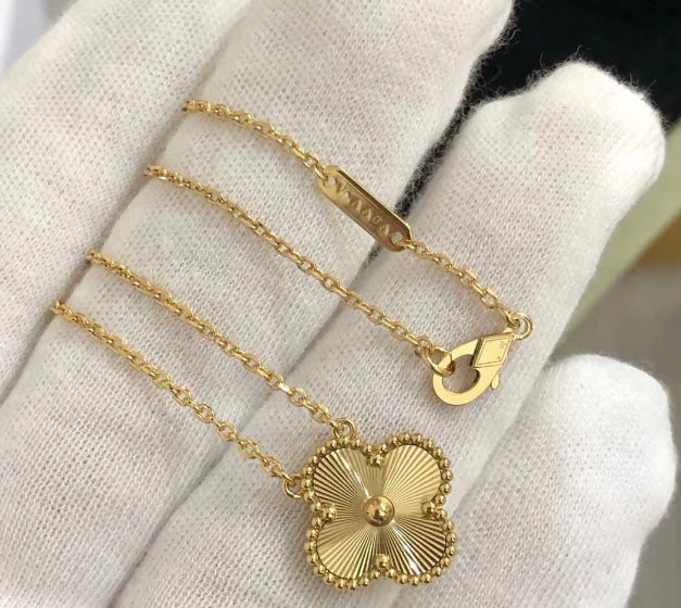 Classic Double-Sided Lucky Clover Necklace with Pendant