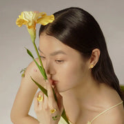 CharmBee Silver Daisy Earrings