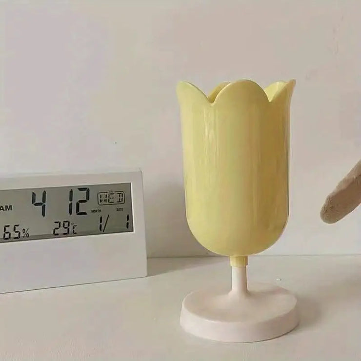 Tulip Charm Brush Organizer